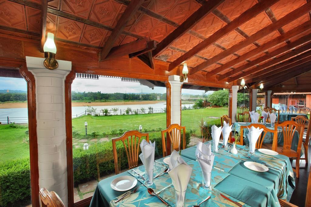 The River Retreat Heritage Ayurvedic Resort Shoranur Exterior foto